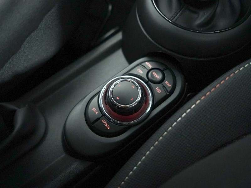 2022 (72) MINI CONVERTIBLE 1.5 Cooper Classic 2dr Auto 4562082