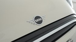 2022 (72) MINI CONVERTIBLE 1.5 Cooper Classic 2dr Auto 4562062