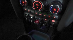 2022 (72) MINI CONVERTIBLE 1.5 Cooper Classic 2dr Auto 4562074