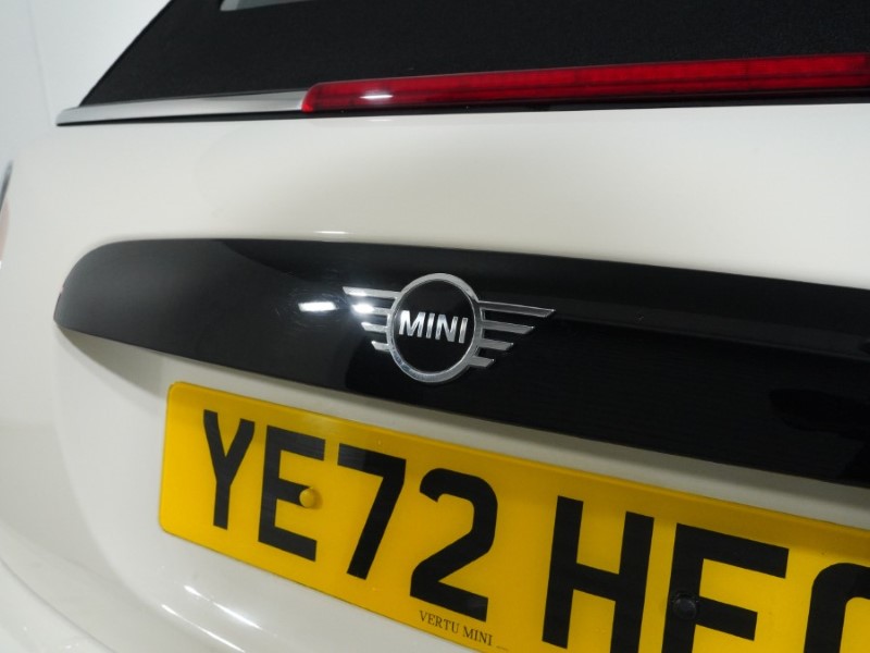 2022 (72) MINI CONVERTIBLE 1.5 Cooper Classic 2dr Auto 4562050
