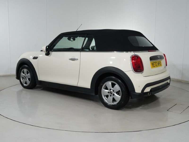 2022 (72) MINI CONVERTIBLE 1.5 Cooper Classic 2dr Auto 4562070