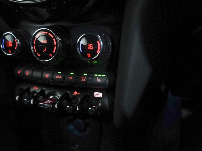 2022 (72) MINI CONVERTIBLE 1.5 Cooper Classic 2dr Auto 4562076