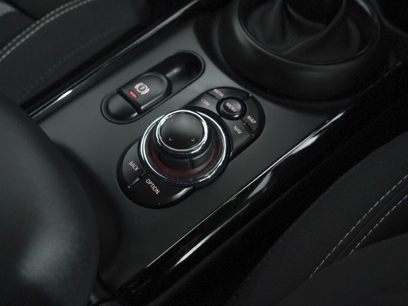 2022 (72) MINI CLUBMAN 1.5 Cooper Shadow Edition 6dr Auto 4563698