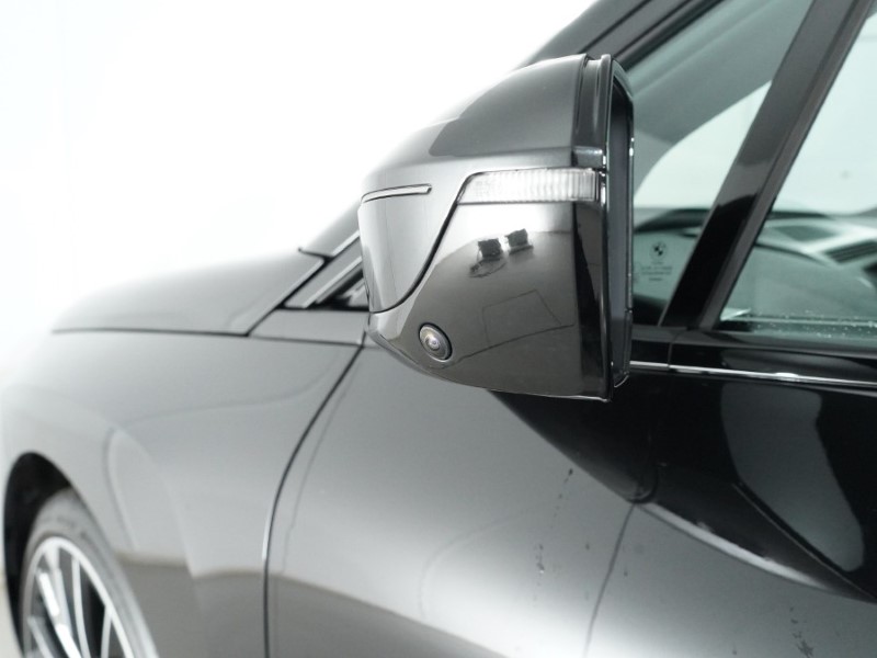 2025 (75) BMW iX 300kW xDrive45 M Sport 101kWh 5dr Auto 4920438