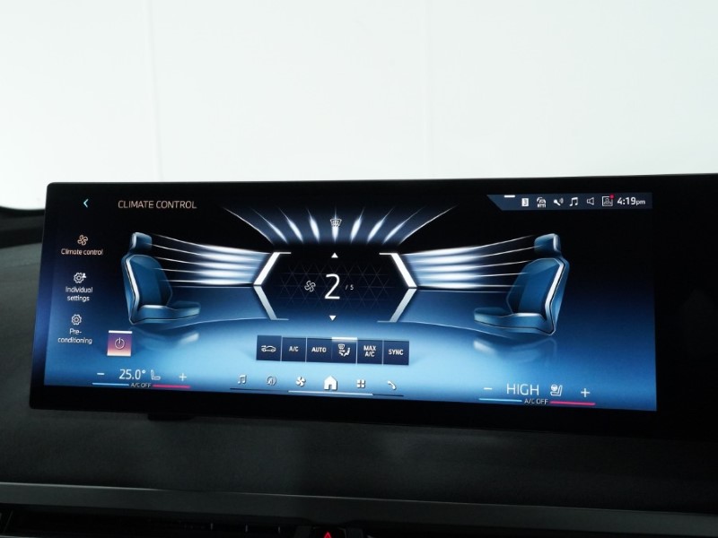 2025 (75) BMW iX 300kW xDrive45 M Sport 101kWh 5dr Auto 4920455