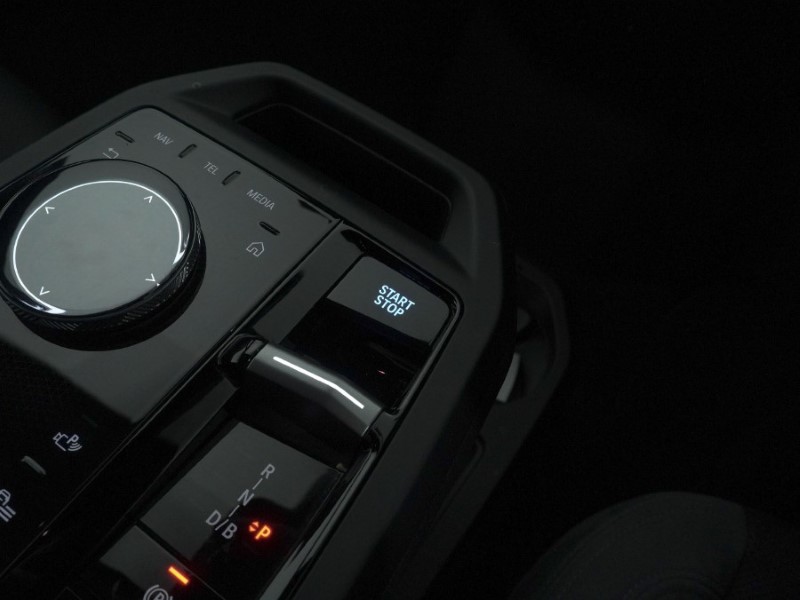 2025 (75) BMW iX 300kW xDrive45 M Sport 101kWh 5dr Auto 4920460