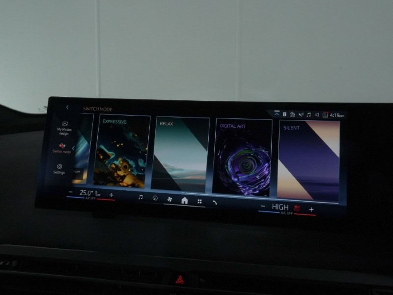 2025 (75) BMW iX 300kW xDrive45 M Sport 101kWh 5dr Auto 4920465