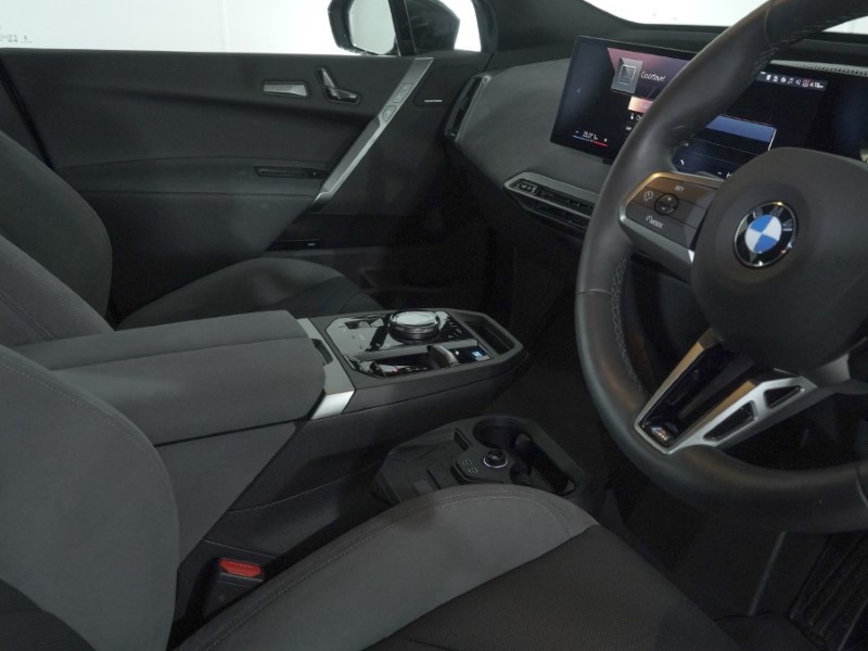 2025 (75) BMW iX 300kW xDrive45 M Sport 101kWh 5dr Auto 4920446
