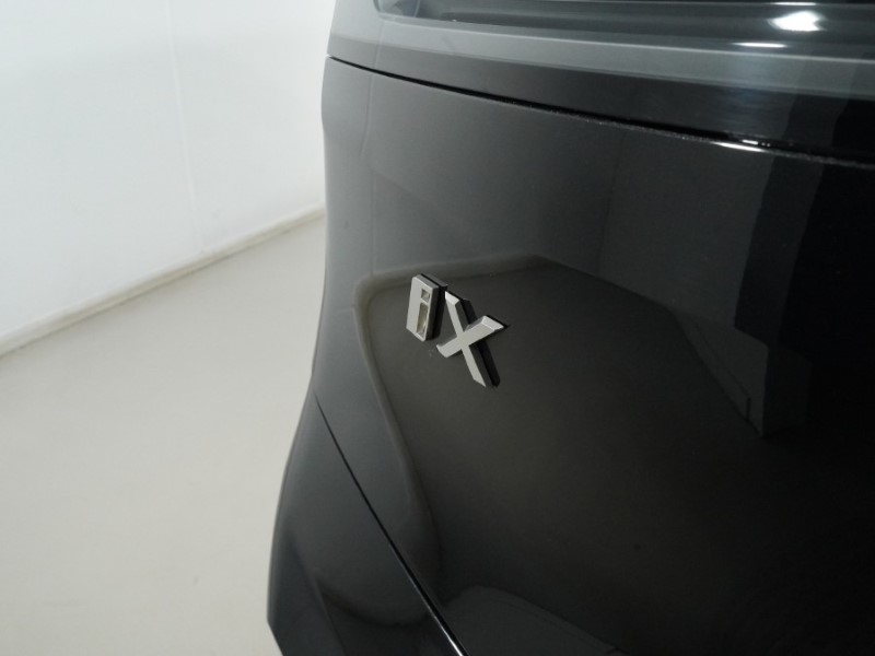 2025 (75) BMW iX 300kW xDrive45 M Sport 101kWh 5dr Auto 4920426