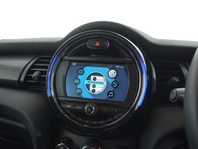 2020 (20) MINI HATCHBACK 1.5 Cooper Sport II 5dr Auto 4565451