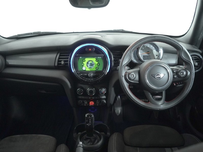 2020 (20) MINI HATCHBACK 1.5 Cooper Sport II 5dr Auto 4565443