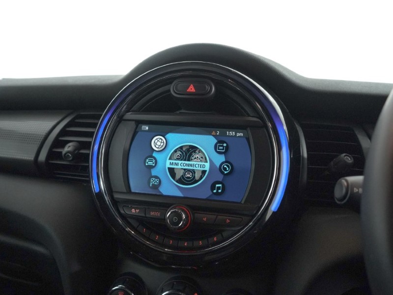 2020 (20) MINI HATCHBACK 1.5 Cooper Sport II 5dr Auto 4565452