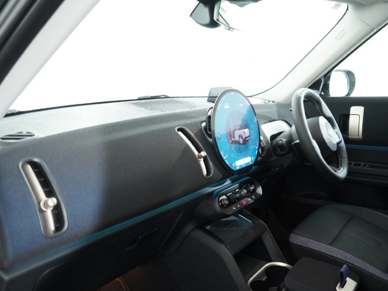 2025 (75) MINI COUNTRYMAN 150kW E Classic 66kWh 5dr Auto 5017254