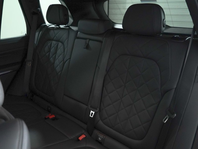 2024 (74) BMW X5 xDrive30d MHT M Sport 5dr Auto 4587798