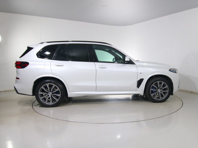 2024 (74) BMW X5 xDrive30d MHT M Sport 5dr Auto 4587833