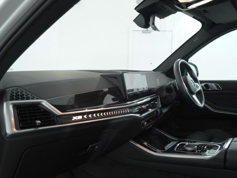 2024 (74) BMW X5 xDrive30d MHT M Sport 5dr Auto 4587799