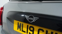2019 (19) MINI HATCHBACK 2.0 Cooper S Sport II 3dr Auto 4629897