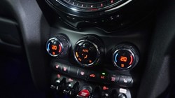 2019 (19) MINI HATCHBACK 2.0 Cooper S Sport II 3dr Auto 4629920
