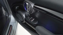 2019 (19) MINI HATCHBACK 2.0 Cooper S Sport II 3dr Auto 4629904