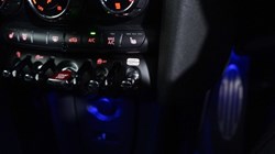 2019 (19) MINI HATCHBACK 2.0 Cooper S Sport II 3dr Auto 4629922