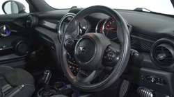 2019 (19) MINI HATCHBACK 2.0 Cooper S Sport II 3dr Auto 4629902
