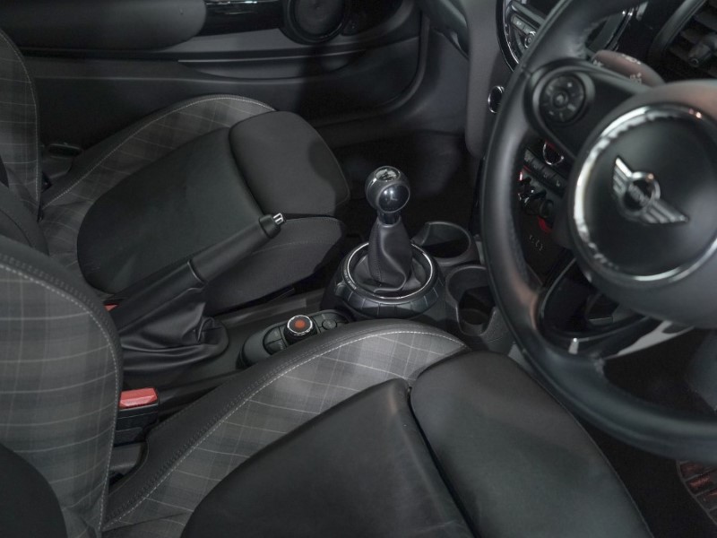 2017 (67) MINI CONVERTIBLE 2.0 Cooper S 2dr 4641976