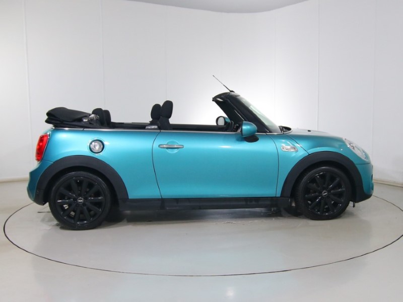 2017 (67) MINI CONVERTIBLE 2.0 Cooper S 2dr 4642015