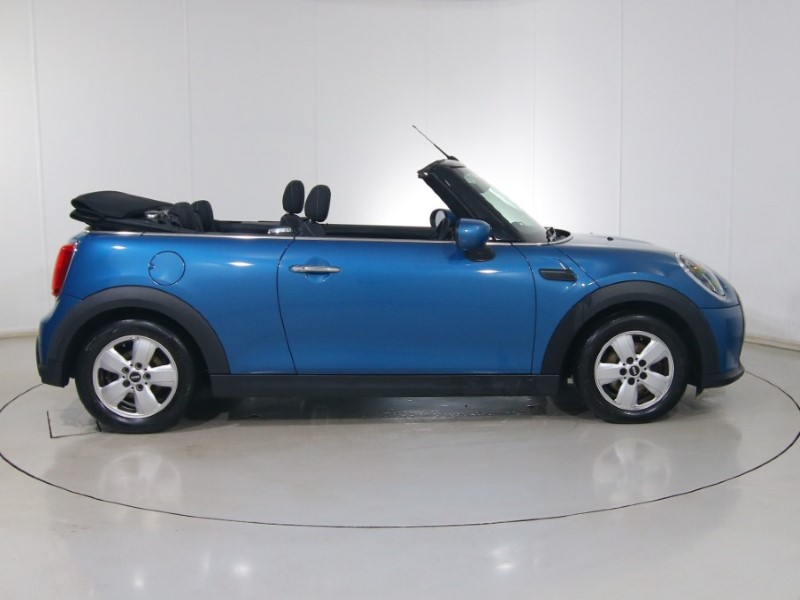 2022 (71) MINI CONVERTIBLE 1.5 Cooper Classic 2dr Auto 4610954