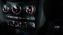 2022 (71) MINI CONVERTIBLE 1.5 Cooper Classic 2dr Auto 4610939