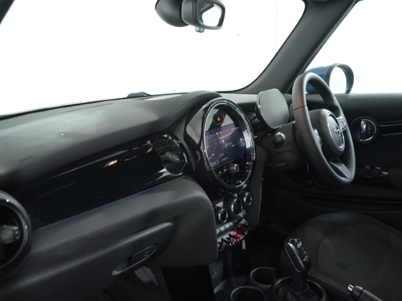 2022 (71) MINI CONVERTIBLE 1.5 Cooper Classic 2dr Auto 4610930