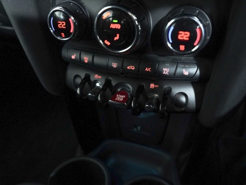 2022 (71) MINI CONVERTIBLE 1.5 Cooper Classic 2dr Auto 4610938