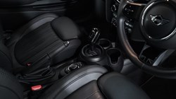 2021 (71) MINI HATCHBACK 1.5 Cooper Exclusive 3dr Auto 4619140