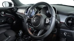 2021 (71) MINI HATCHBACK 1.5 Cooper Exclusive 3dr Auto 4619139