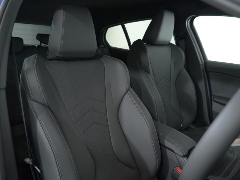 2025 (75) BMW 1 SERIES 120 M Sport 5dr Step Auto 4856677