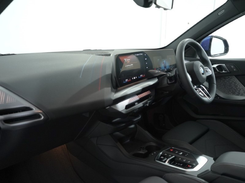 2025 (75) BMW 1 SERIES 120 M Sport 5dr Step Auto 4856679