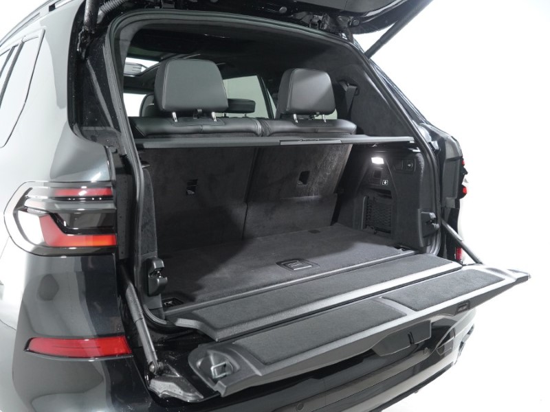 2025 (75) BMW X7 xDrive40i MHT M Sport 5dr Step Auto 4773078