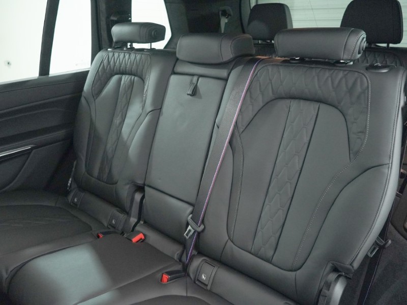 2025 (75) BMW X7 xDrive40i MHT M Sport 5dr Step Auto 4773097