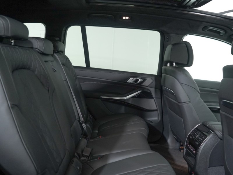 2025 (75) BMW X7 xDrive40i MHT M Sport 5dr Step Auto 4773089