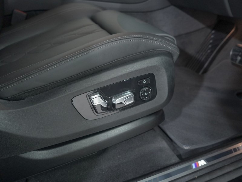 2025 (75) BMW X7 xDrive40i MHT M Sport 5dr Step Auto 4773083