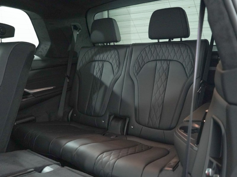 2025 (75) BMW X7 xDrive40i MHT M Sport 5dr Step Auto 4773096