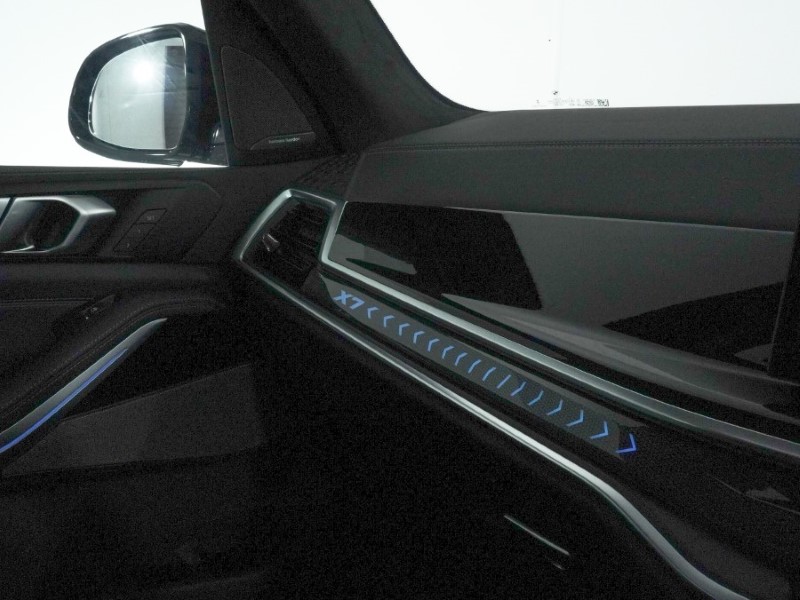 2025 (75) BMW X7 xDrive40i MHT M Sport 5dr Step Auto 4773123