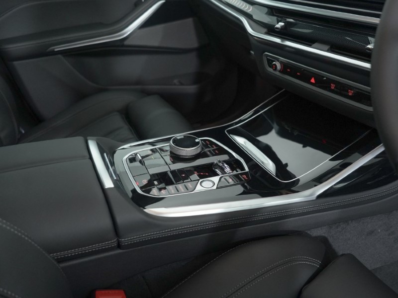 2025 (75) BMW X7 xDrive40i MHT M Sport 5dr Step Auto 4773082