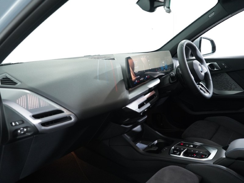 2025 (75) BMW 1 SERIES 120 M Sport 5dr Step Auto 4856649