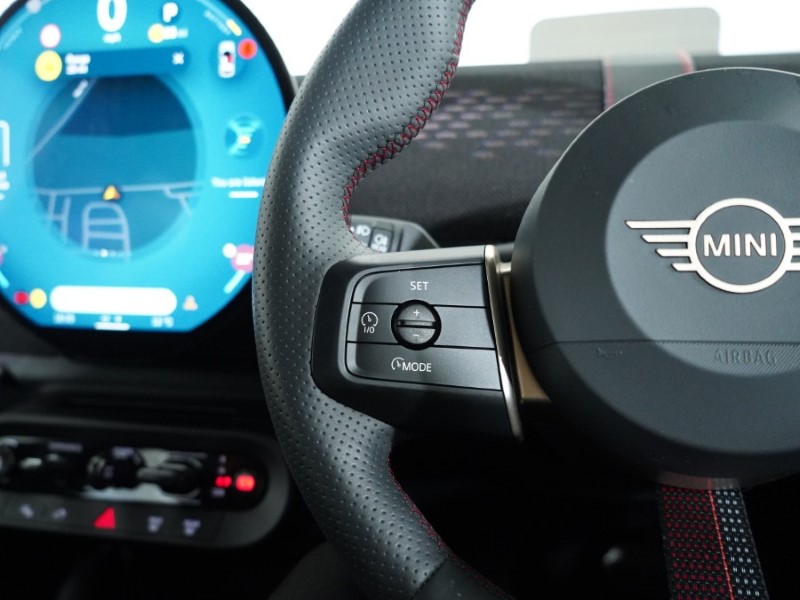2025 (74) MINI ACEMAN 135kW E Sport [Level 1] 43kWh 5dr Auto 4688581