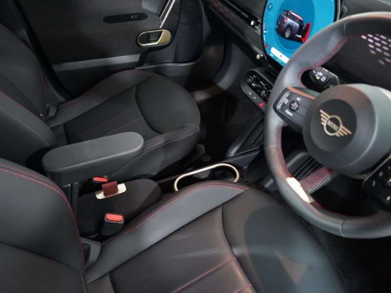 2025 (74) MINI ACEMAN 135kW E Sport [Level 1] 43kWh 5dr Auto 4688576