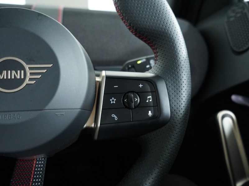 2025 (74) MINI ACEMAN 135kW E Sport [Level 1] 43kWh 5dr Auto 4688580