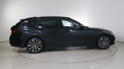 2025 (25) BMW 3 SERIES 320i Sport 5dr Step Auto 4672004