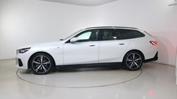 2025 (25) BMW 5 SERIES 530e M Sport 5dr Auto 4671786