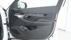 2025 (25) BMW 5 SERIES 530e M Sport 5dr Auto 4671758