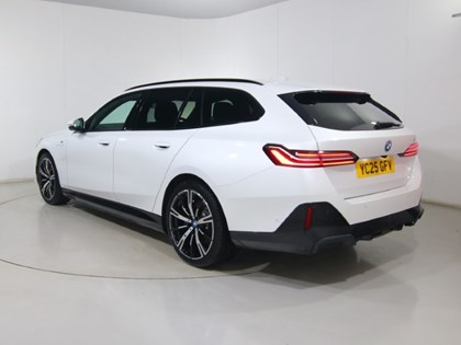 2025 (25) BMW 5 SERIES 530e M Sport 5dr Auto